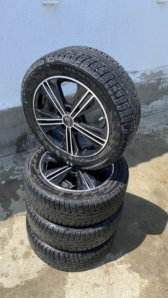 Продам комплект шины вместе дисками