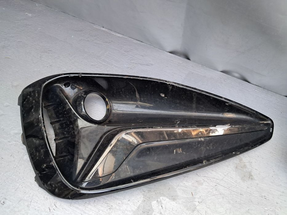 Решетка халоген Хюндай и30 2020/25г.  Hyundai i30