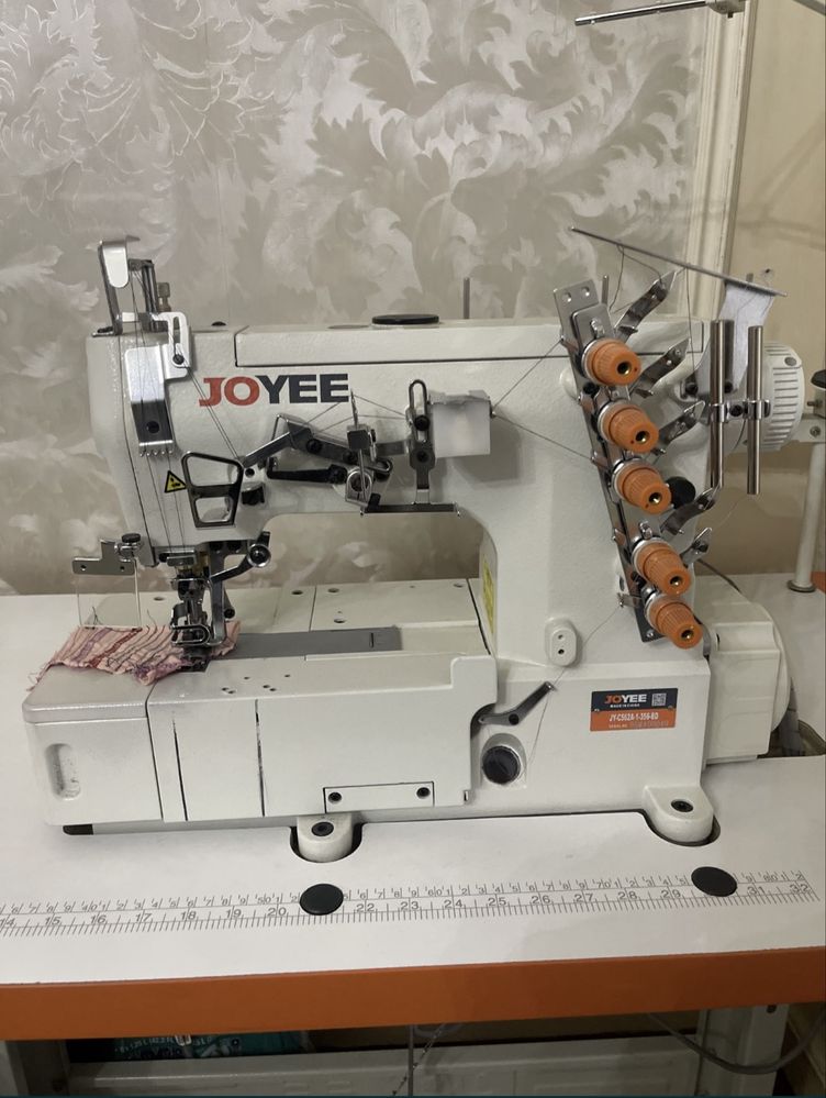 Joyee overlog tikuv mashinasi sotiladi