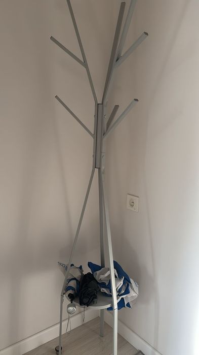 Вешалка для вещей