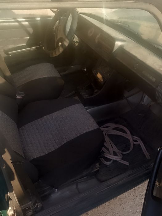 Мошина сотилади метани бор