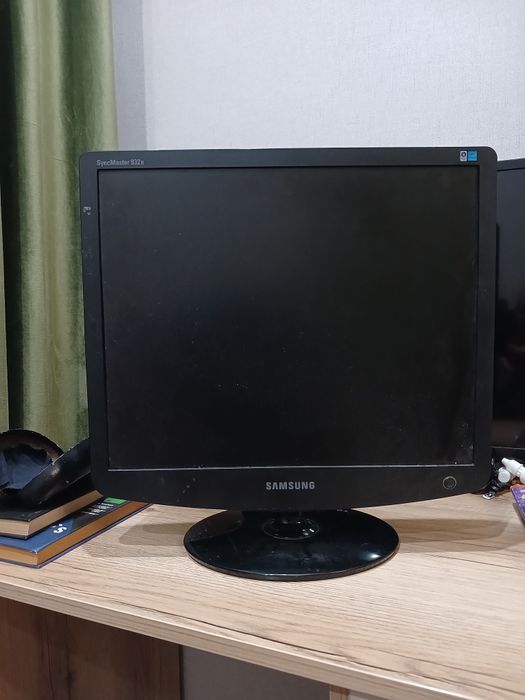 Монитор, Самсунг, чёрный.