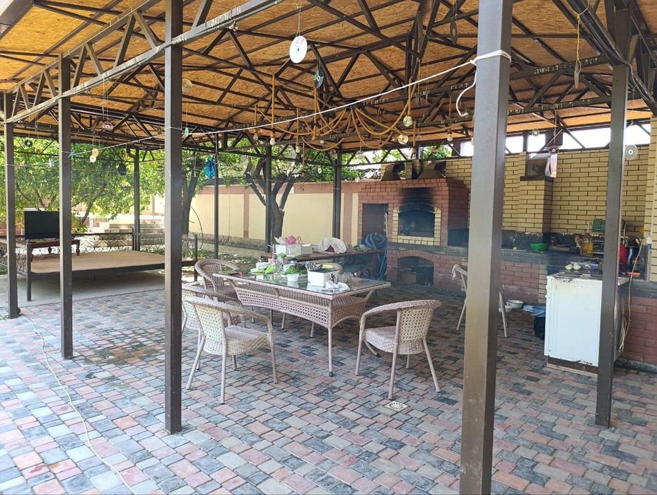 Паркет дача, 12 сот, дом 200 кв.м + отдельно 70 кв. м, 150 000 у.е. с