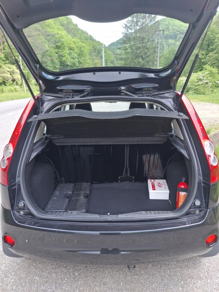 Ford Fiesta  /Autoturism ,full electric, ,AC,stare impecabila