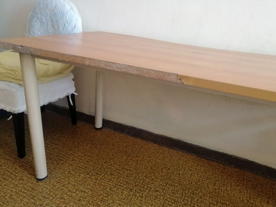 Продам офисный стол. Бывший в употребление. Размер 75×80×185 сантиметр