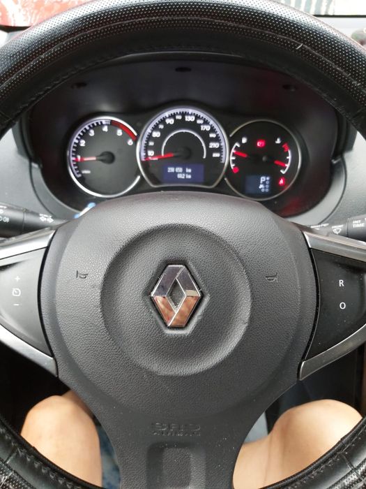 Vând Renault Koleos