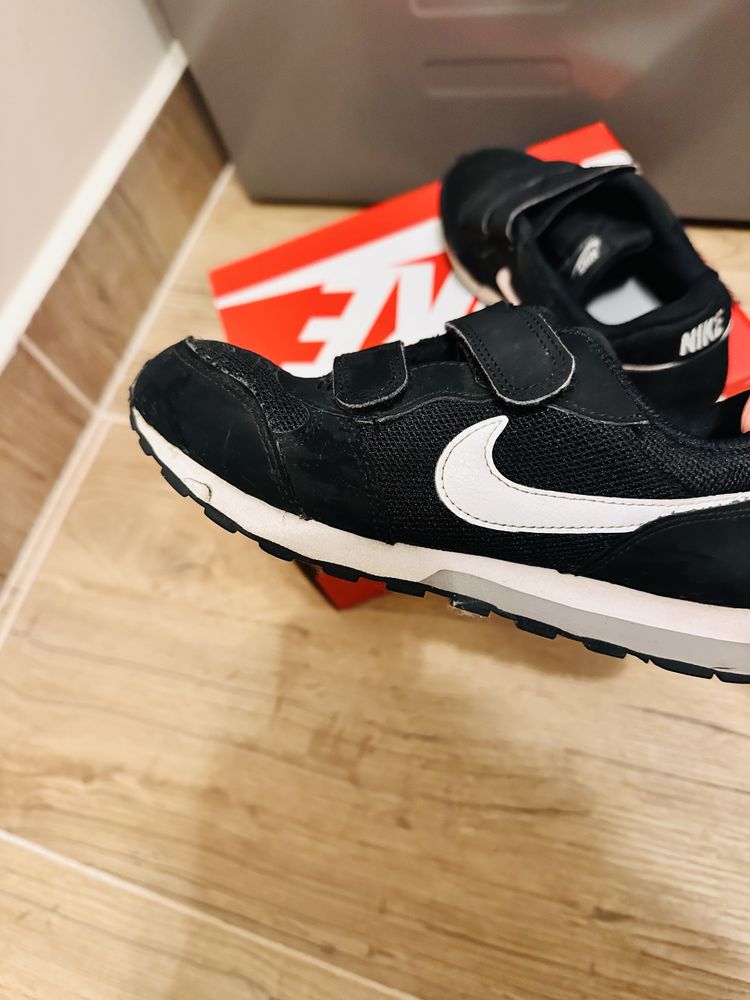 Детски маратонки Nike