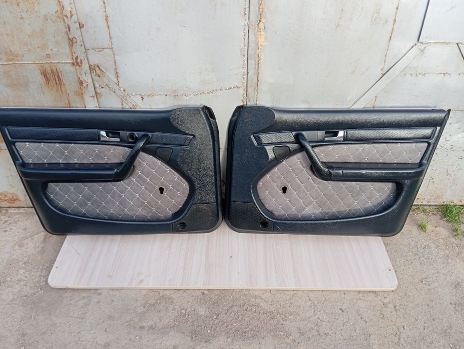 Продам дверные карты С4.