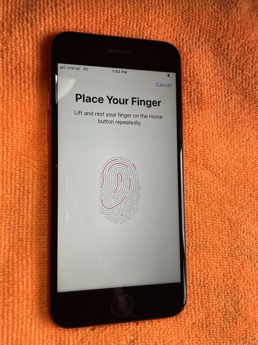 Iphone 7 Red impecabil