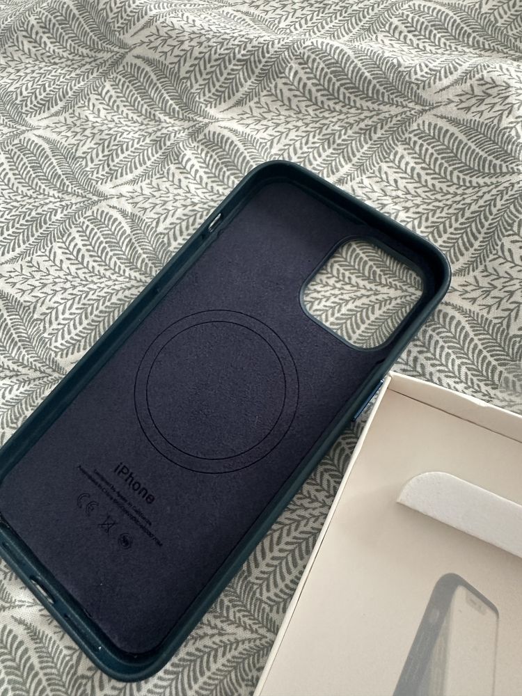Кожен кейс Iphone 12 Pro Max