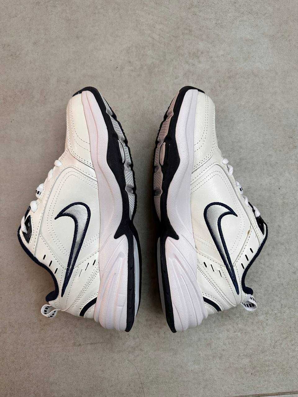 Nike Air Monarch 4 99