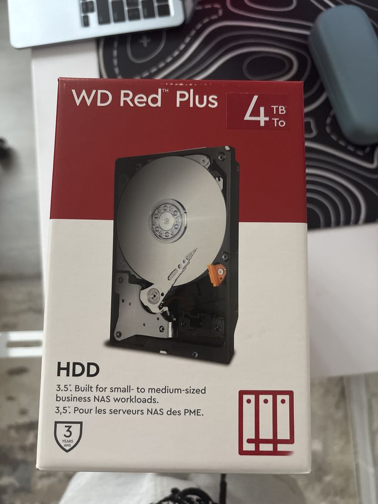Жесткий диск WD RED plus 4TB