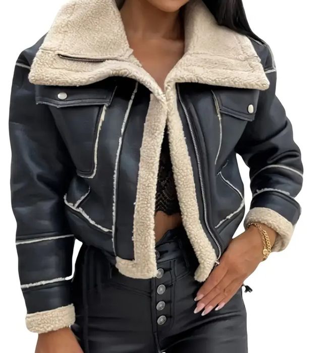 Курточка для девушки