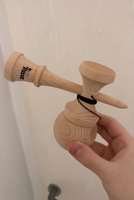 Kendama lemn special krom grip