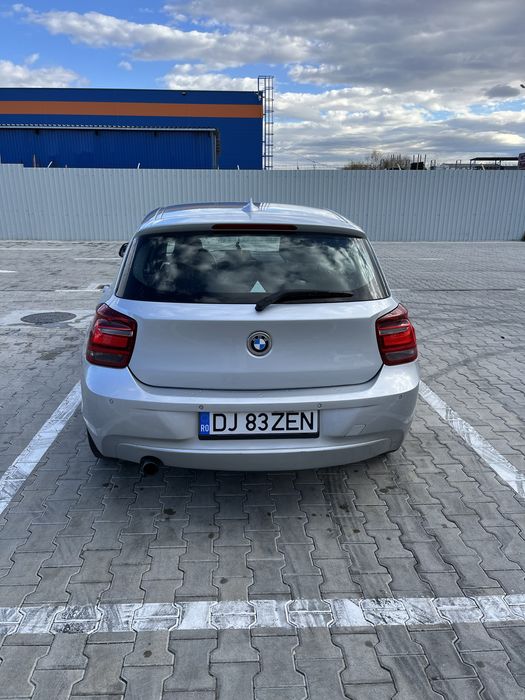 BMW SERIA 1 2012