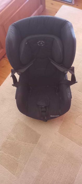 Детско столче за автомобил MAXI COSI Axiss Swiveling Toddler Car Seat