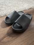 Yeezy Slides Adidas