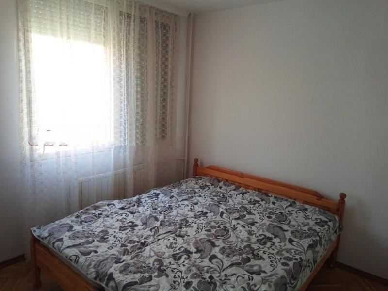 Дава се под наем Тристаен апартамент в София, Бъкстон - 106 кв.м за 433.5 € - Снимка #2