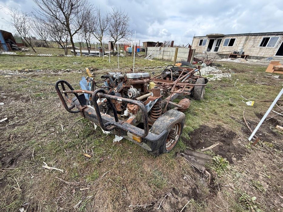 Caroserie motor ARO d 127 forat put prajini