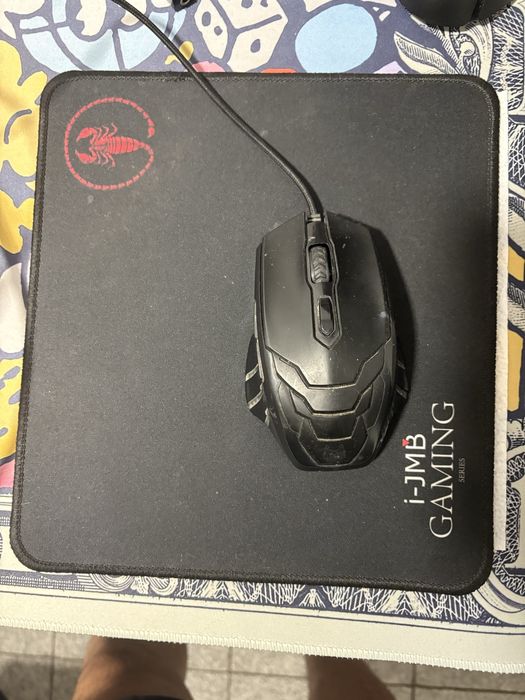 Calculator complet cu monitor