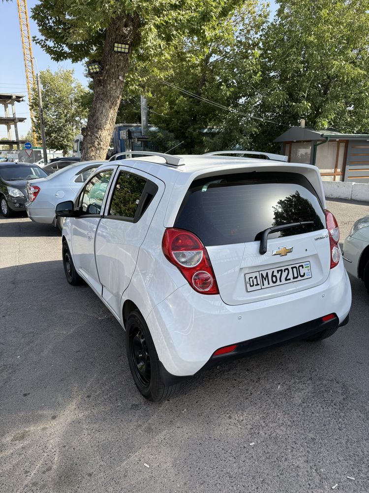 Spark sotiladi.
