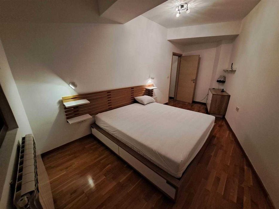 Дава се под наем Двустаен апартамент в Бургас, Братя Миладинови - 59 кв.м за 204 € - Снимка #2