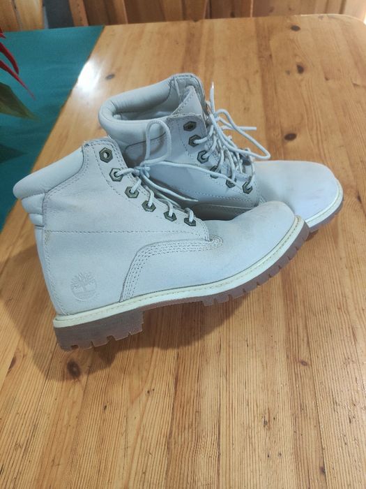 Vând bocanci Timberland femei