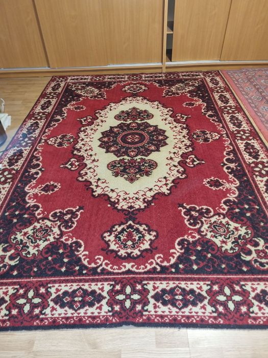 Продаю ковер 2.8×2