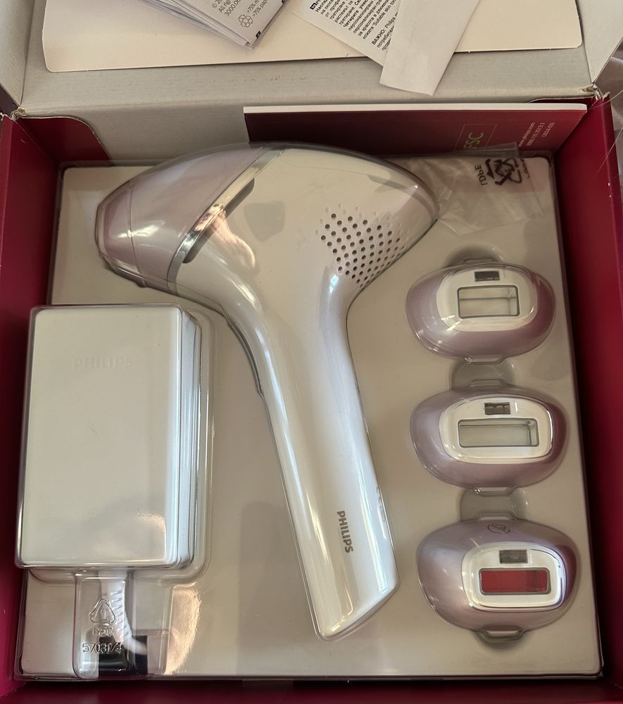 Фотоепилатор Philips Lumea