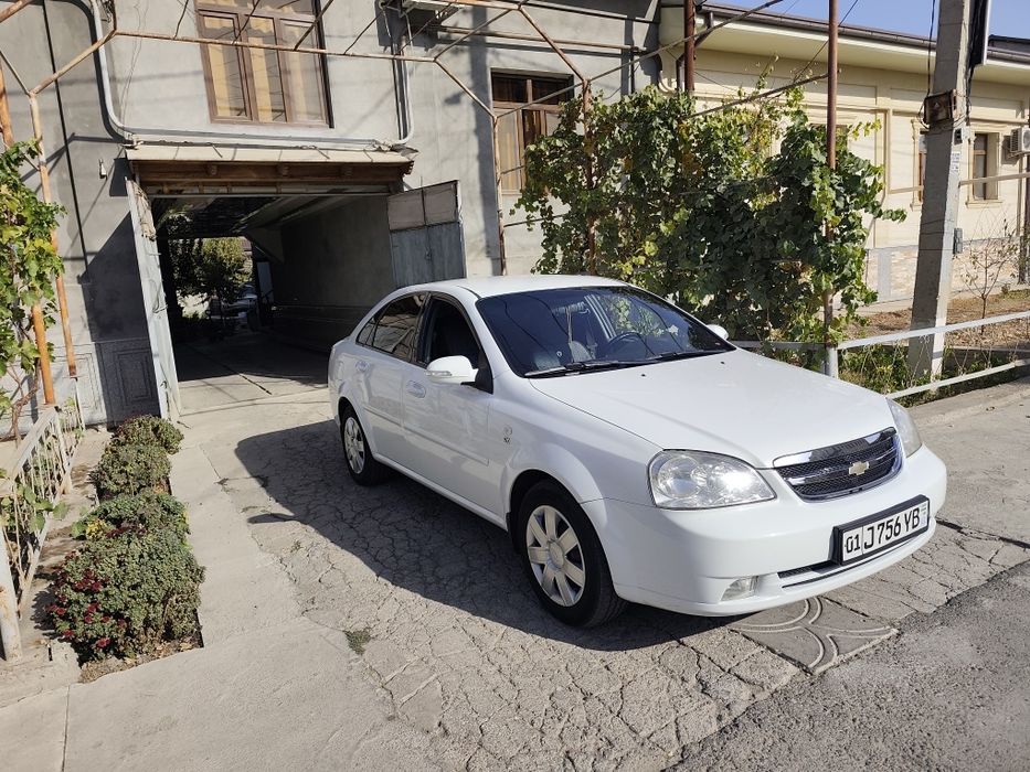 Ласетти шевролет 1.8