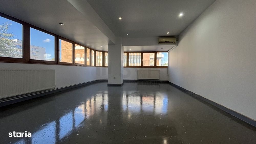 Apartament 3 camere decomandat ideal birou Micro 11