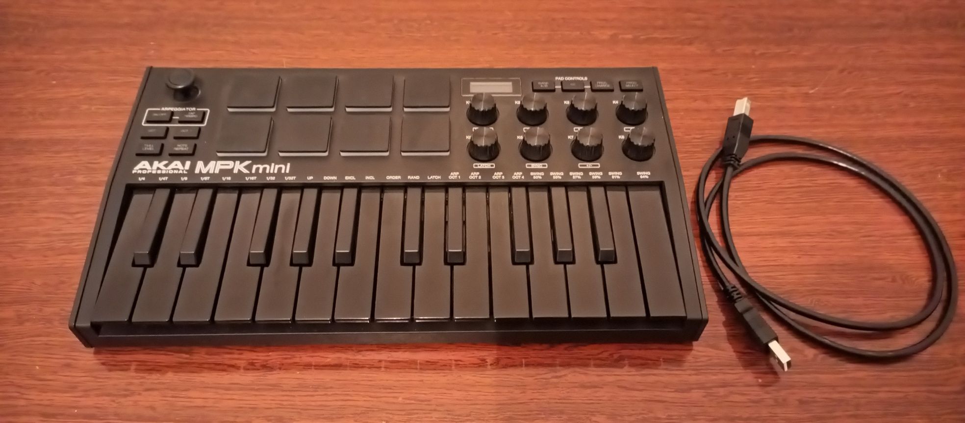 Midi-клавиатура Akai MPK Mini MKlll