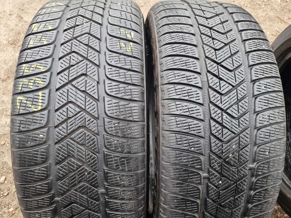 SET 2 Anvelope Iarna 235/55 R19 Pirelli Scorpion Winter ras