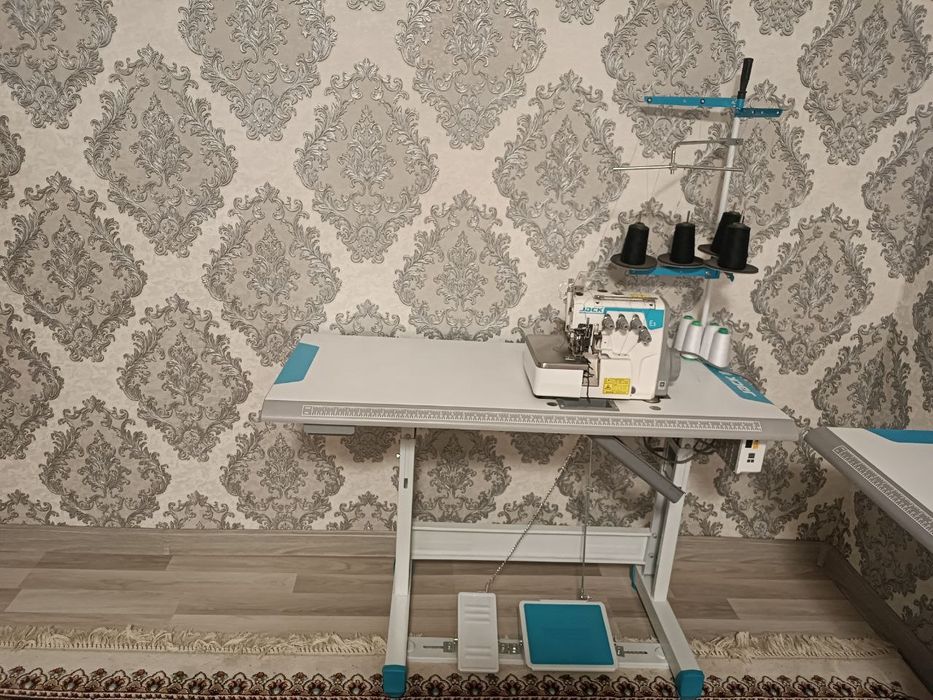 Tikuv mashinasi va overlok sotiladi