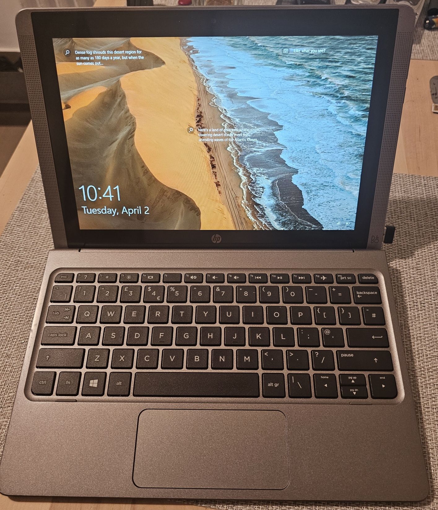 Laptop HP Pavillion X2 10-n103na 10.1" Intel Atom Z8300 1.44GHz,2GB,64