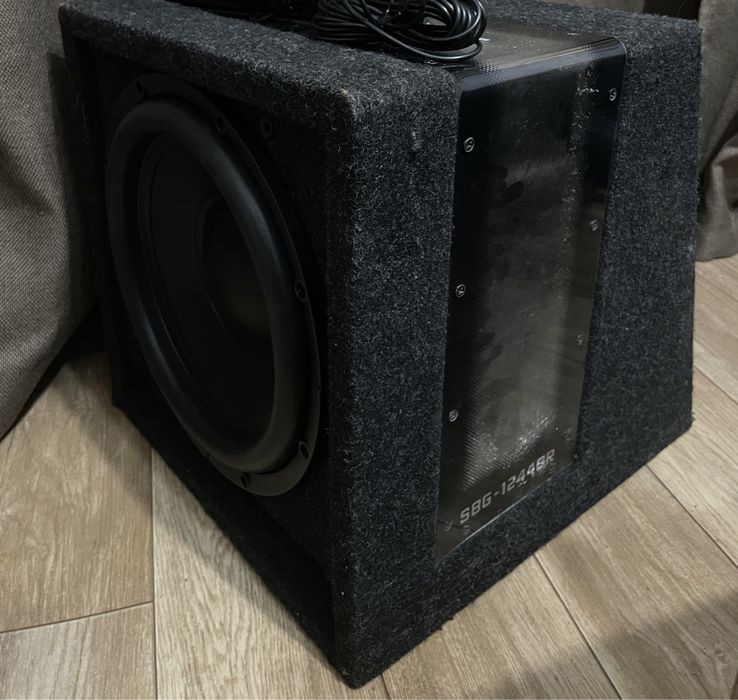 Сабвуфер pride с усилителем в комплекте.