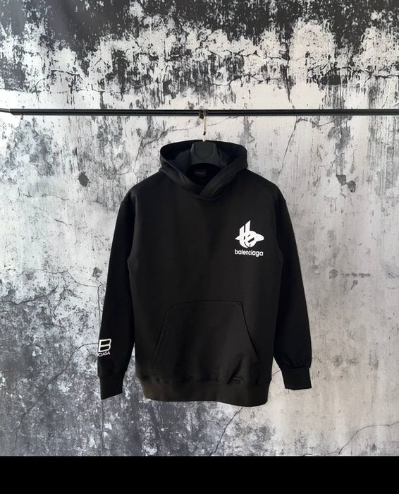 Geaca noua cu eticheta