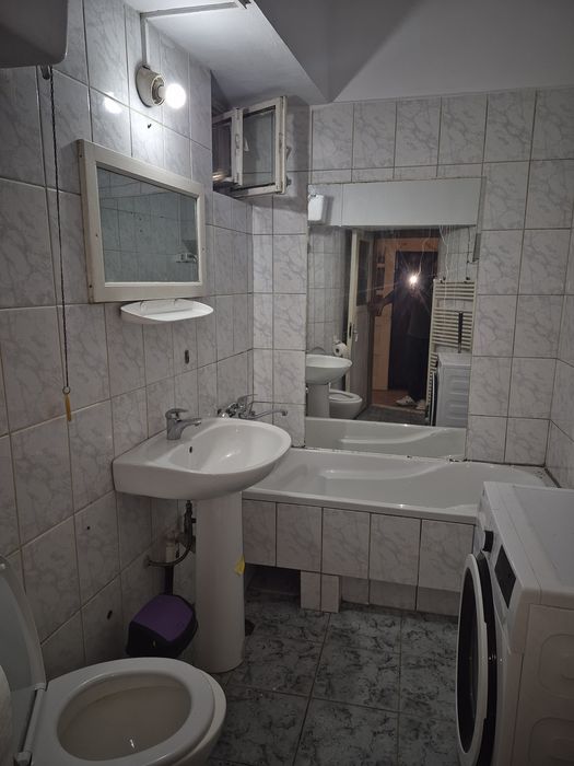 Apartament de închiriat in centru