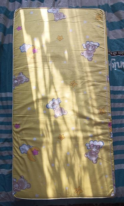 Продам  матрас 3000