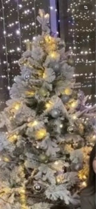 Елка новогодняя, с искусственным снегом. 2.2 метр. Б/у, в хорошем сост