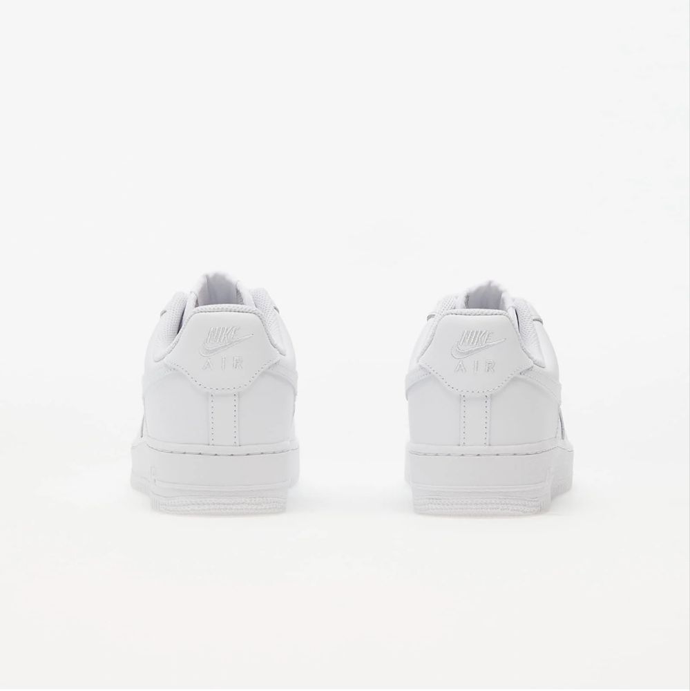 Adidași Nike Air Force 1 Low