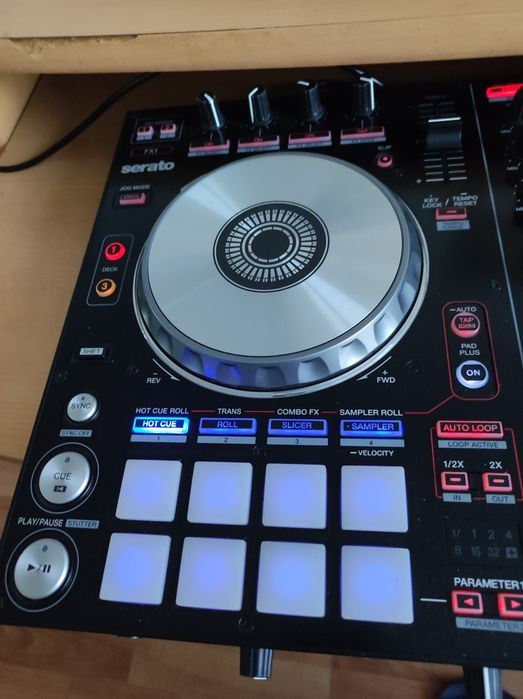 Контролер Pioneer DJ SR