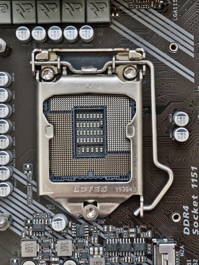 Placa de baza Z390 Gaming X