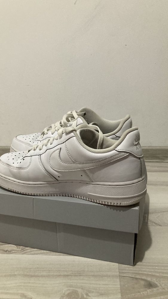 Airforce 1 triple white