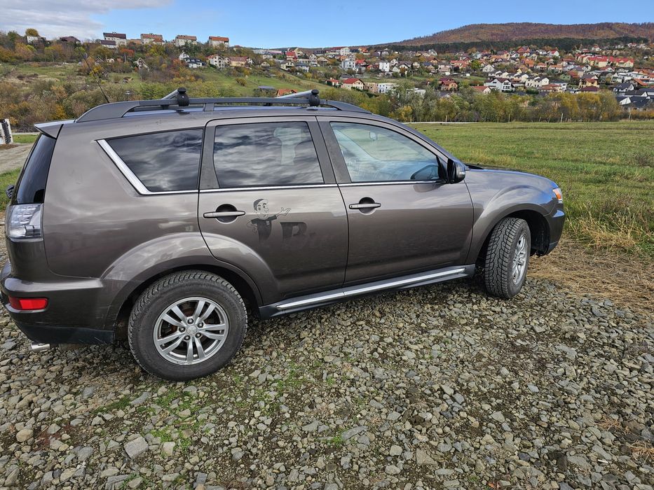 Mitsubishi outlander