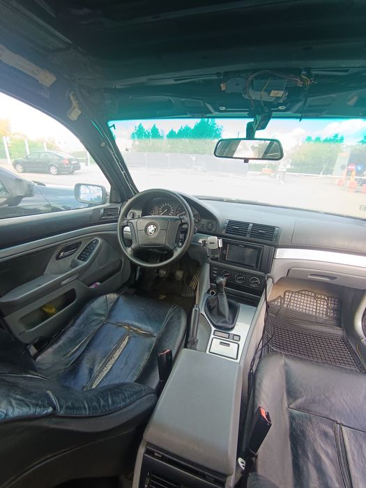 Vând E39 520i !!