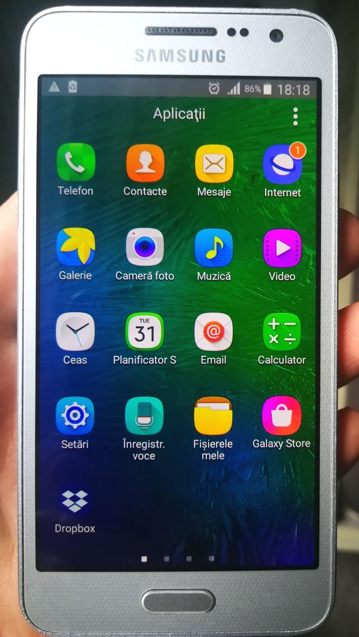 Samsung Galaxy A3 Platinum Silver (full box + extra accesorii)