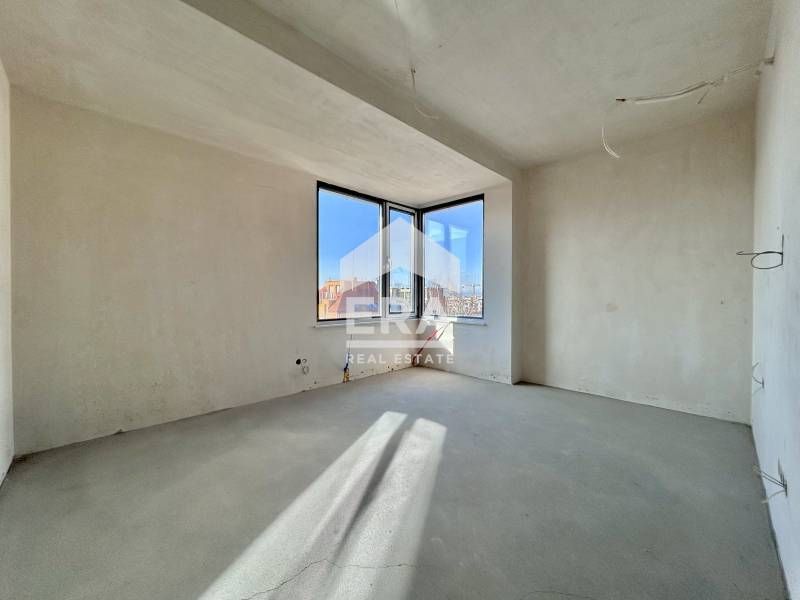 Продава се Тристаен апартамент в София, Кръстова вада - 104 кв.м за 2301 €/кв.м - Снимка #4