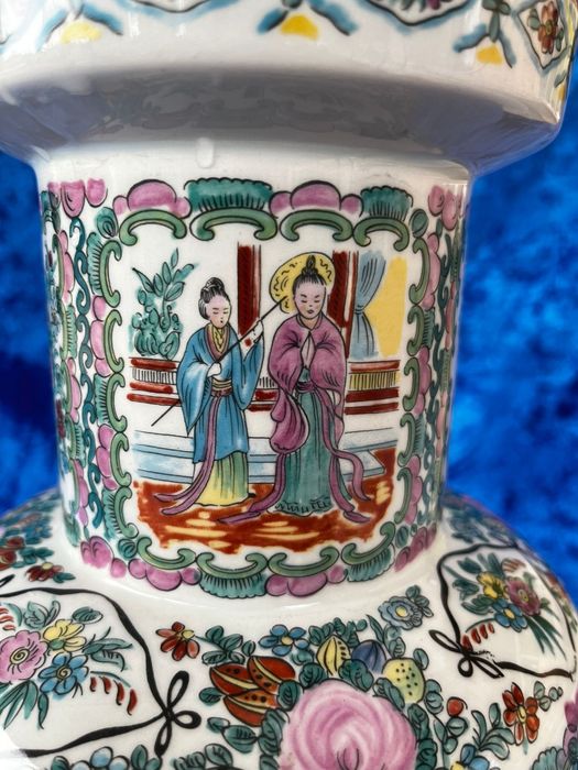 Прекрасна китайски ваза