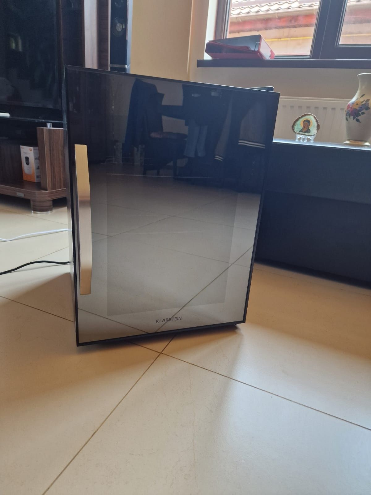 Congelator si vitrina klarstein